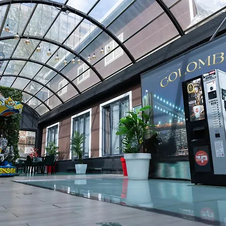 4r Colombo 3* Tirana