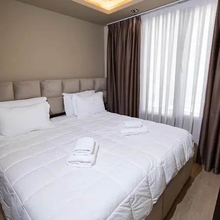 4r Colombo Tirana