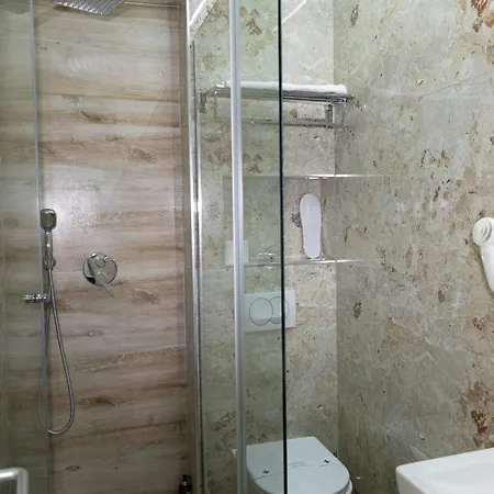 Hotel 4r Colombo Tirana