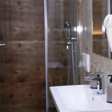 Hotel 4r Colombo Tirana