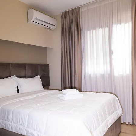 4r Colombo 3* Tirana