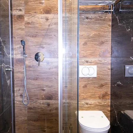 Hotel 4r Colombo Tirana