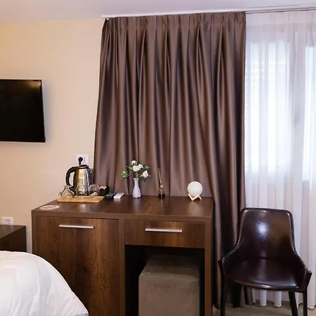 Hotel 4r Colombo Tirana