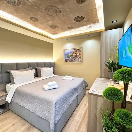 4r Colombo 3* Tirana