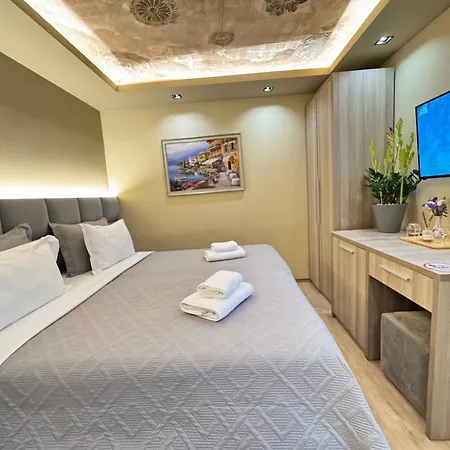 Hotel 4r Colombo 3*