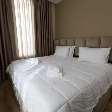 4r Colombo 3* Tirana