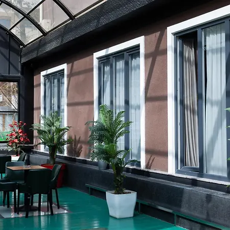 4r Colombo Hotel 3*