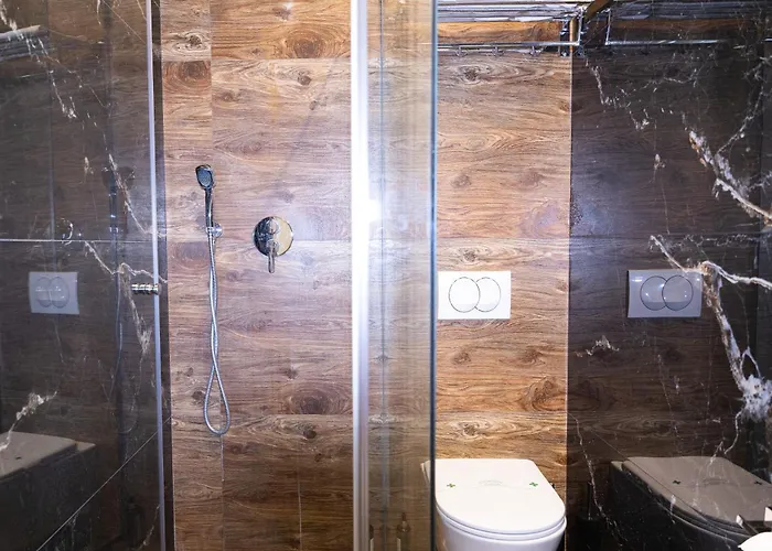 Hotell 4r Colombo Tirana