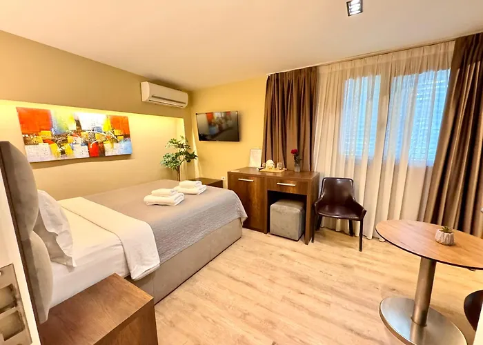 Hotell 4r Colombo Tirana